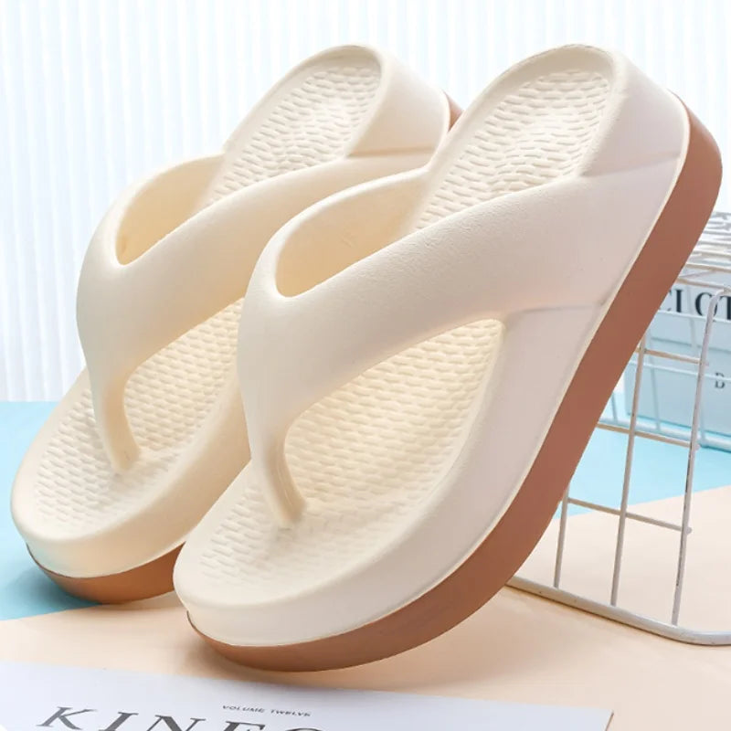Chanclas de mujer Zapatos de diseño popular Tendencia 2024 Sandalias de plataforma casuales Zapatillas antideslizantes para exteriores Características únicas Sandalias planas