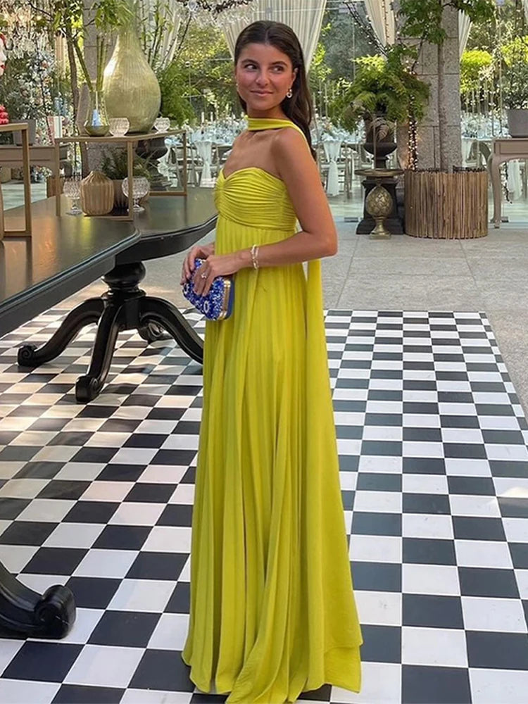 Vestido largo plisado sin tirantes para mujer, traje Sexy sin mangas con espalda descubierta para fiesta, ropa de noche para verano, novedad de 2024