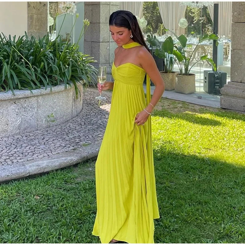 Vestido largo plisado sin tirantes para mujer, traje Sexy sin mangas con espalda descubierta para fiesta, ropa de noche para verano, novedad de 2024