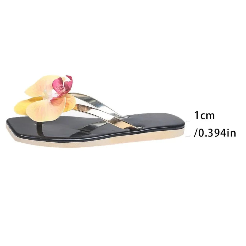 Nuevas chanclas, zapatillas para mujer, Sandalias planas con punta cuadrada de verano 2025, zapatillas informales para exteriores, zapatos de flores a la moda para mujer